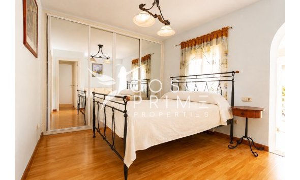 Reventa - Chalet / Villa - La Nucía