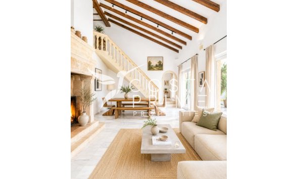 Újraértékesítés - Villa  - Finestrat