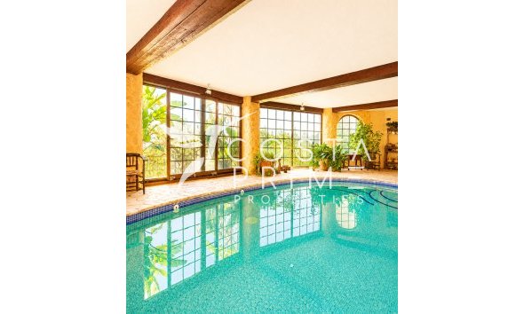 Újraértékesítés - Villa  - Finestrat