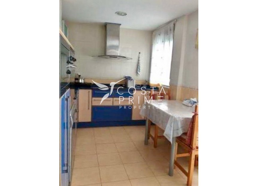 Resale - Apartment / Flat - Benidorm