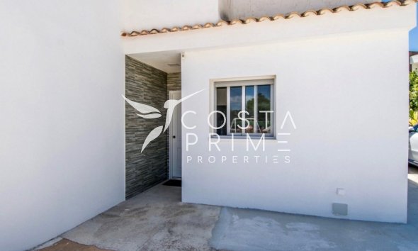 Resale - Villa  - La Nucía