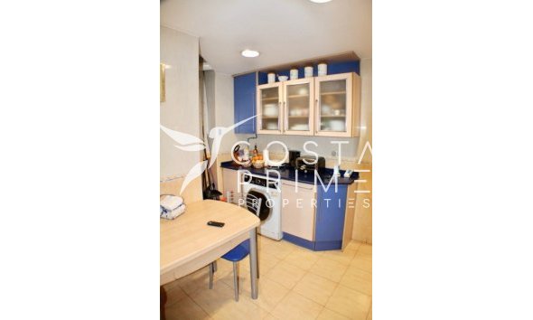 Resale - Apartment / Flat - Benidorm