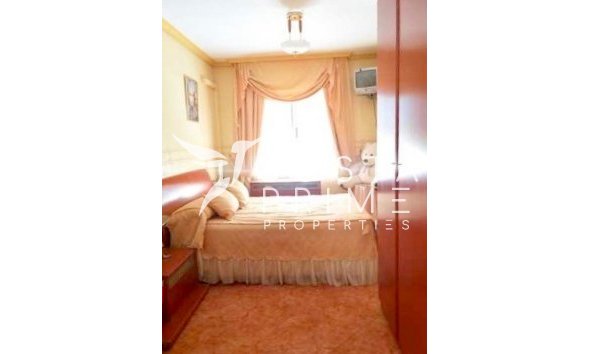 Resale - Apartment / Flat - Benidorm