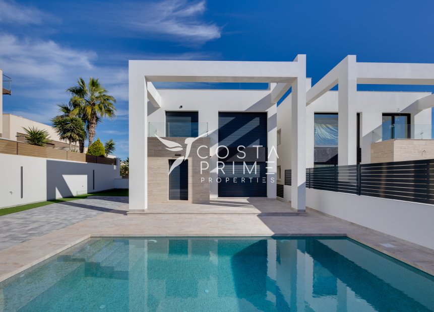 Obra nueva - Chalet / Villa - Torrevieja