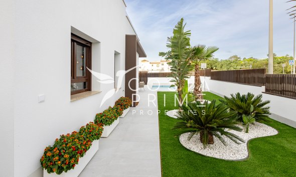 Obra nueva - Chalet / Villa - Orihuela