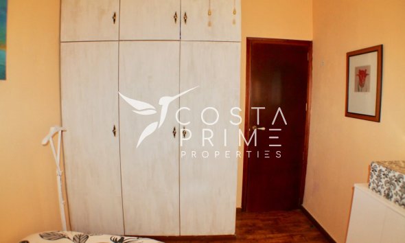 Resale - Apartment / Flat - Benidorm