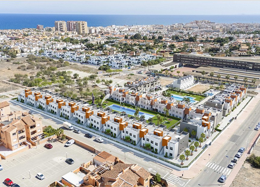 Nowy budynek - Daszek - Torrevieja