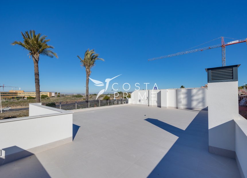 Nowy budynek - Szalet - Torrevieja