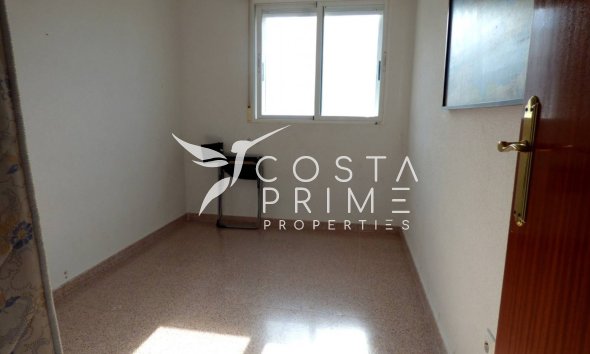 Resale - Apartment / Flat - Benidorm