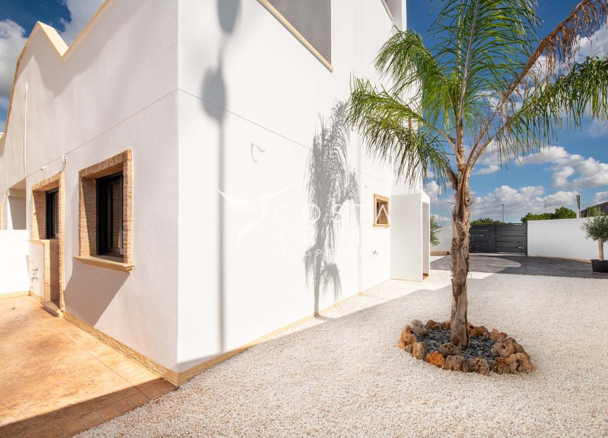 Obra nueva - Chalet / Villa - Cox