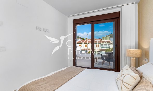 Obra nueva - Chalet / Villa - Pilar de la Horadada