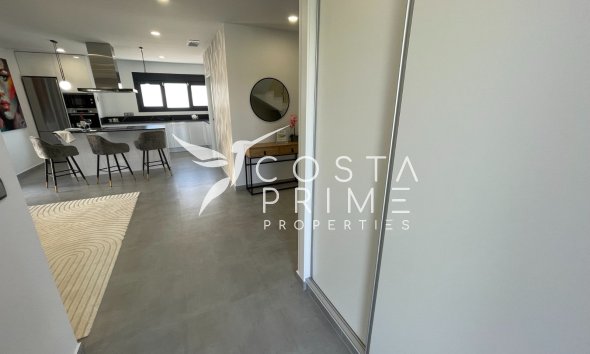 Obra nueva - Chalet / Villa - Torrevieja
