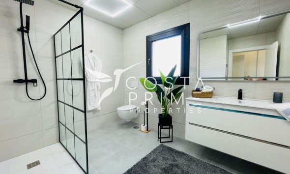 Obra nueva - Chalet / Villa - Torrevieja