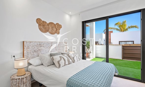 Obra nueva - Chalet / Villa - Los Alcazares