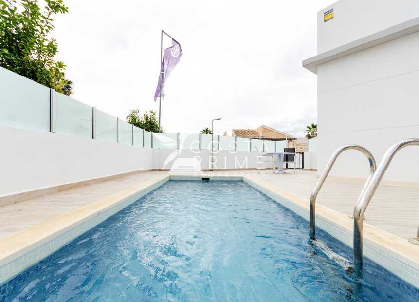 Obra nueva - Chalet / Villa - Torrevieja
