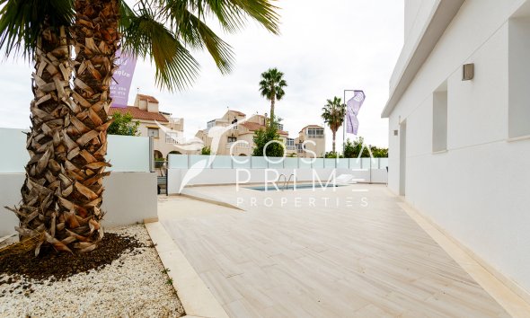 Obra nueva - Chalet / Villa - Torrevieja