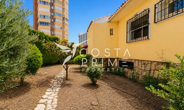 Resale - Villa  - Benidorm