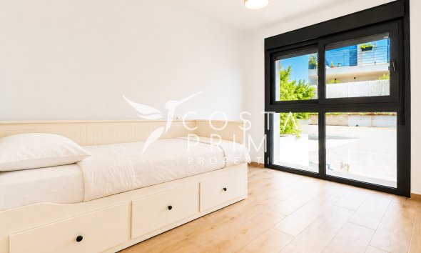 Újraértékesítés - Városháza / Semi - Albir
