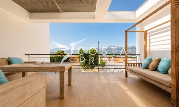 Újraértékesítés - Városháza / Semi - Albir