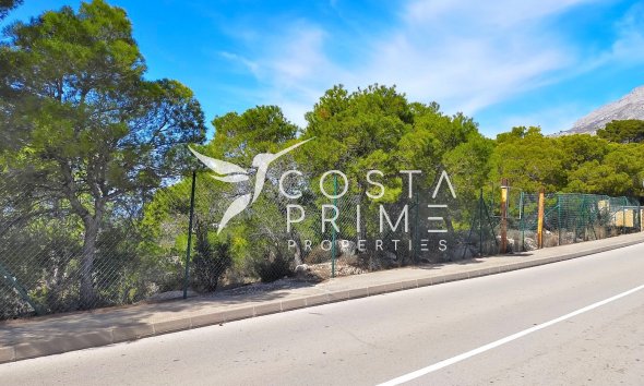 Resale - Plot / Land - Altea