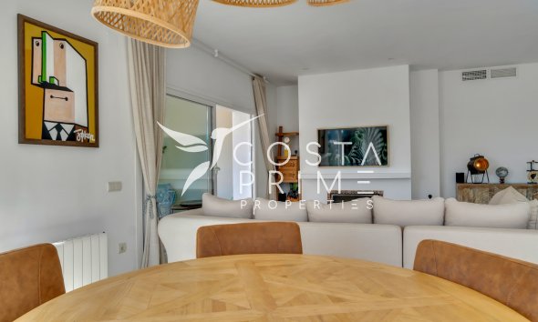 Odsprzedaż - Szalet - Altea