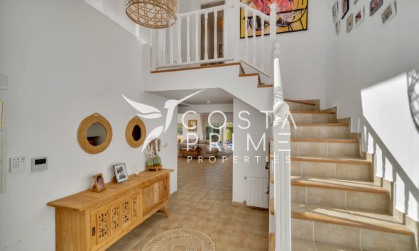 Odsprzedaż - Szalet - Altea