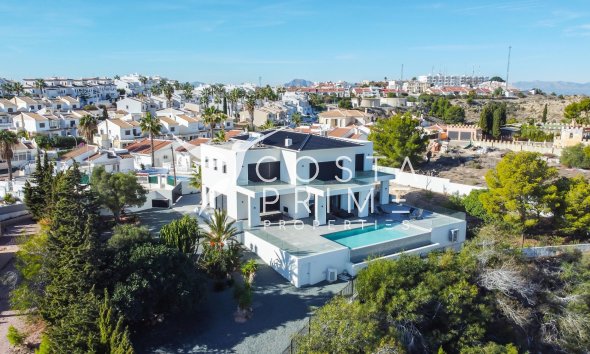 Újraértékesítés - Villa  - Ciudad Quesada