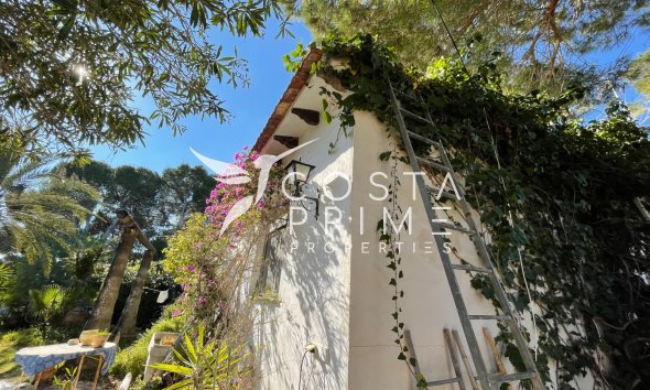 Resale - Villa  - Orihuela