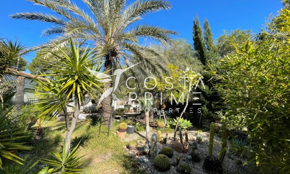 Resale - Villa  - Orihuela