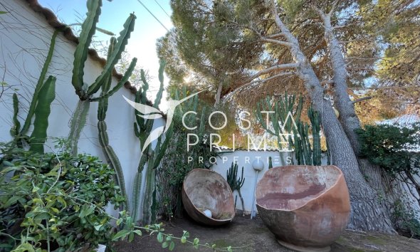 Resale - Villa  - Orihuela