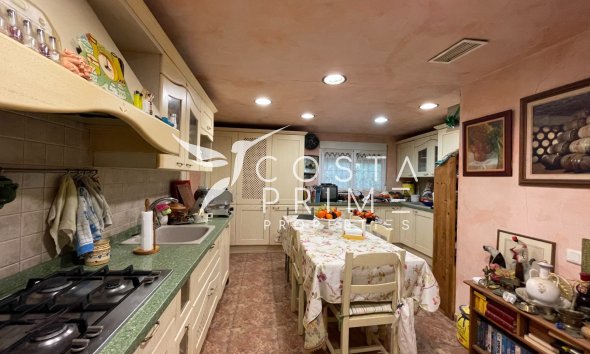 Resale - Villa  - Orihuela