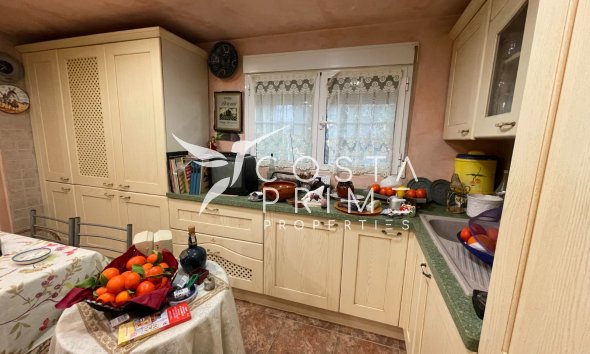 Resale - Villa  - Orihuela