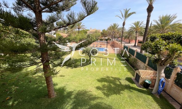 Resale - Villa  - Orihuela