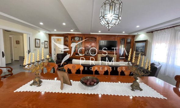 Resale - Villa  - Orihuela
