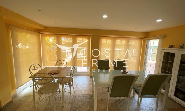 Resale - Villa  - Orihuela