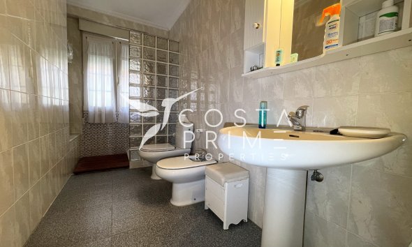 Resale - Villa  - Orihuela