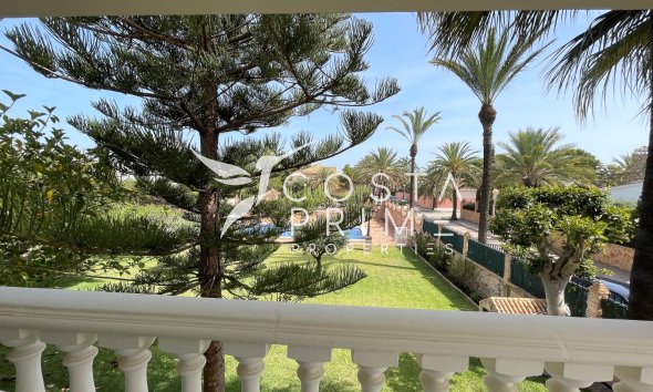 Resale - Villa  - Orihuela