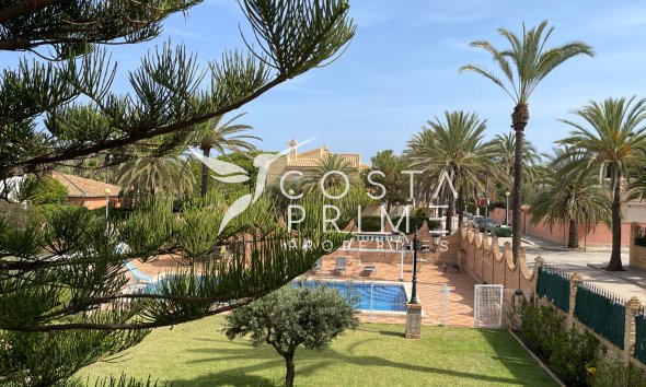 Resale - Villa  - Orihuela