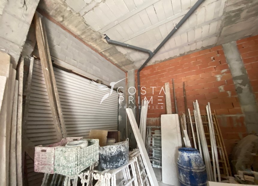 Resale - Commercial properties - Formentera del Segura