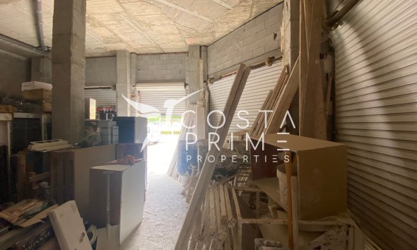 Resale - Commercial properties - Formentera del Segura