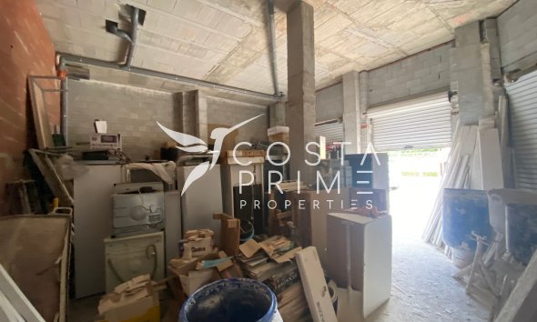Resale - Commercial properties - Formentera del Segura