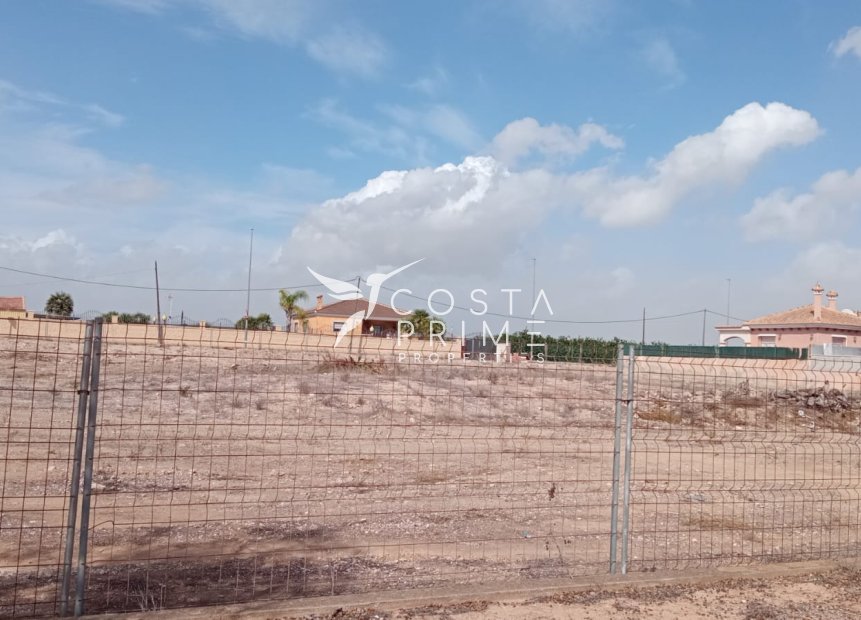 Resale - Plot / Land - Los Montesinos