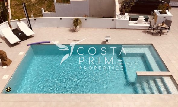 Resale - Villa  - Rojales