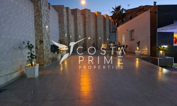 Resale - Villa  - Rojales