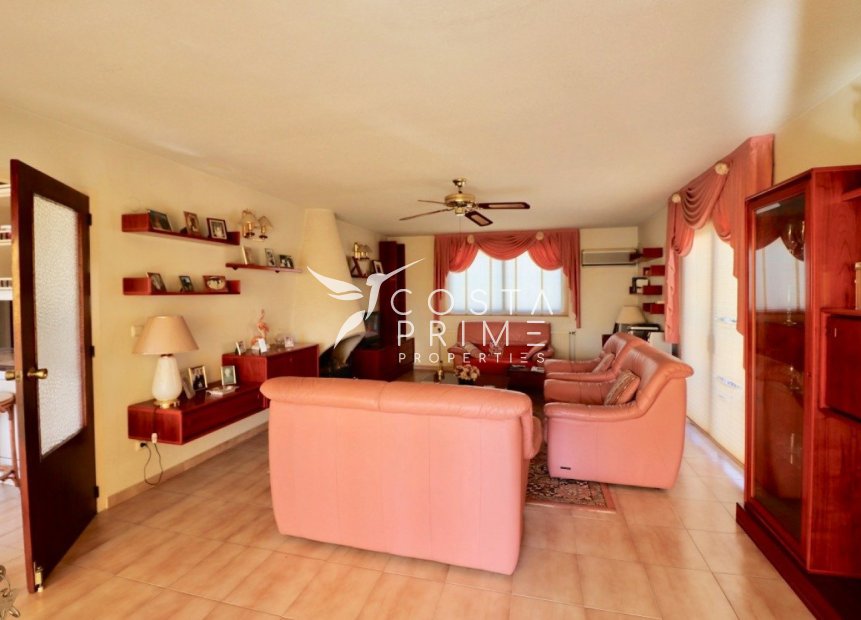 Resale - Villa  - Benidorm