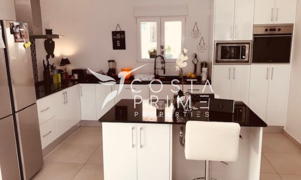 Resale - Villa  - Rojales
