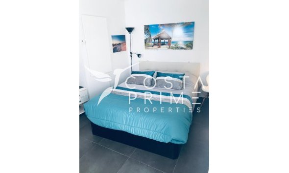 Resale - Villa  - Rojales