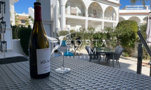 Resale - Apartment / Flat - Rojales