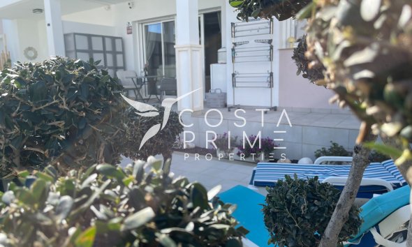 Resale - Apartment / Flat - Rojales