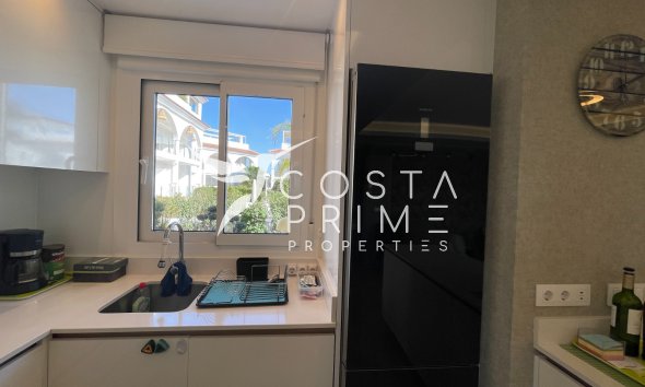 Resale - Apartment / Flat - Rojales